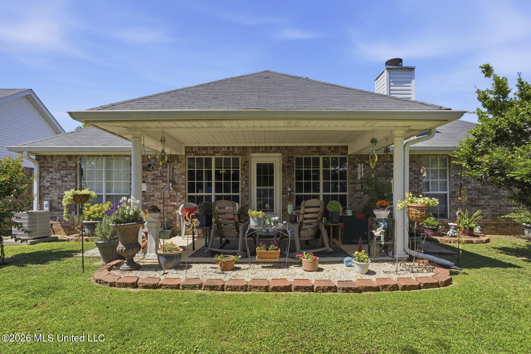 466 Magnolia Place