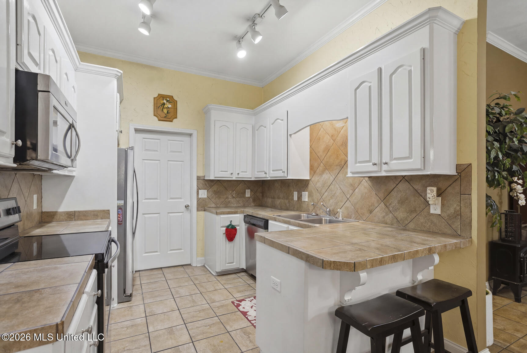 466 Magnolia Place