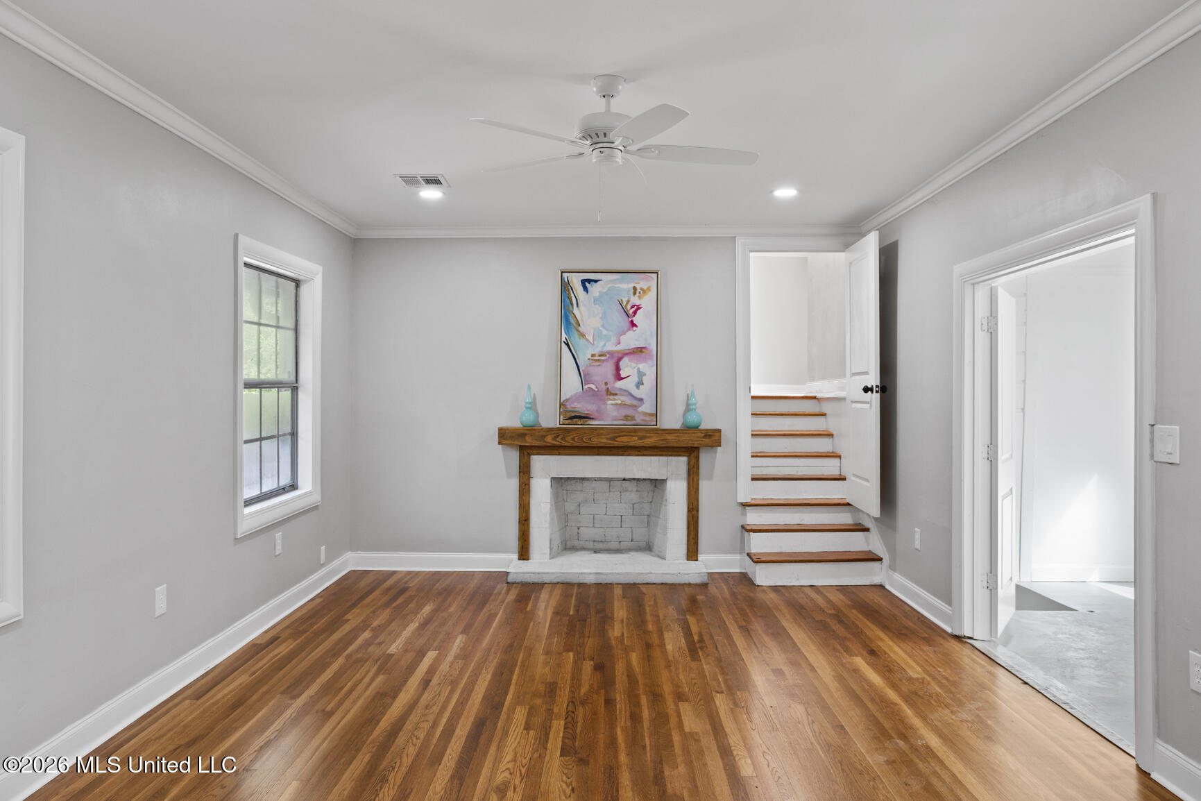 1112 Meadowbrook Road