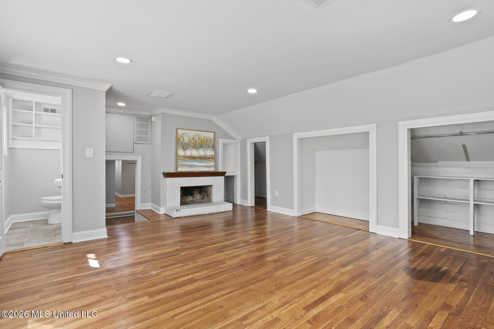 1112 Meadowbrook Road