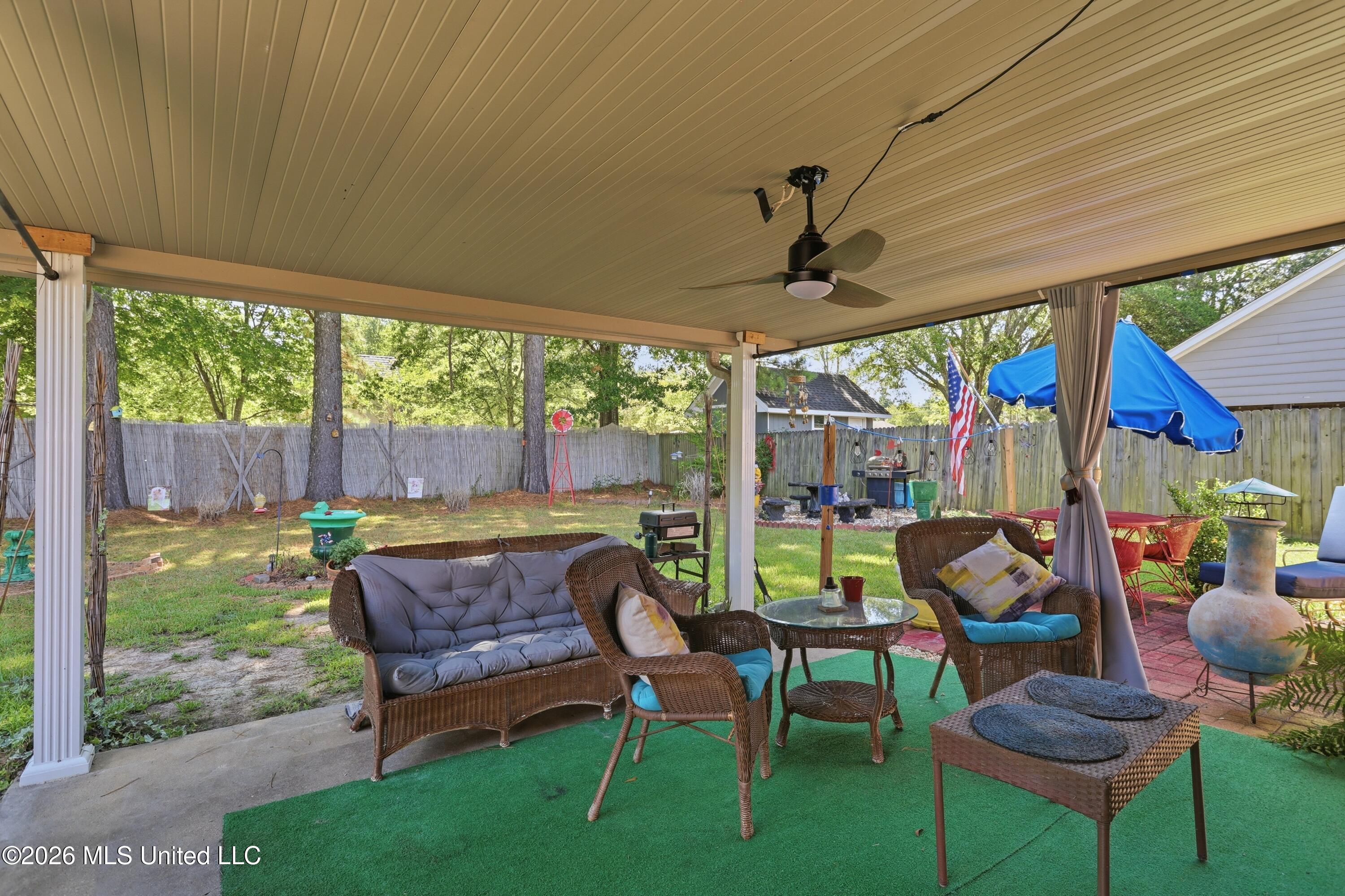 305 Mockingbird Lane