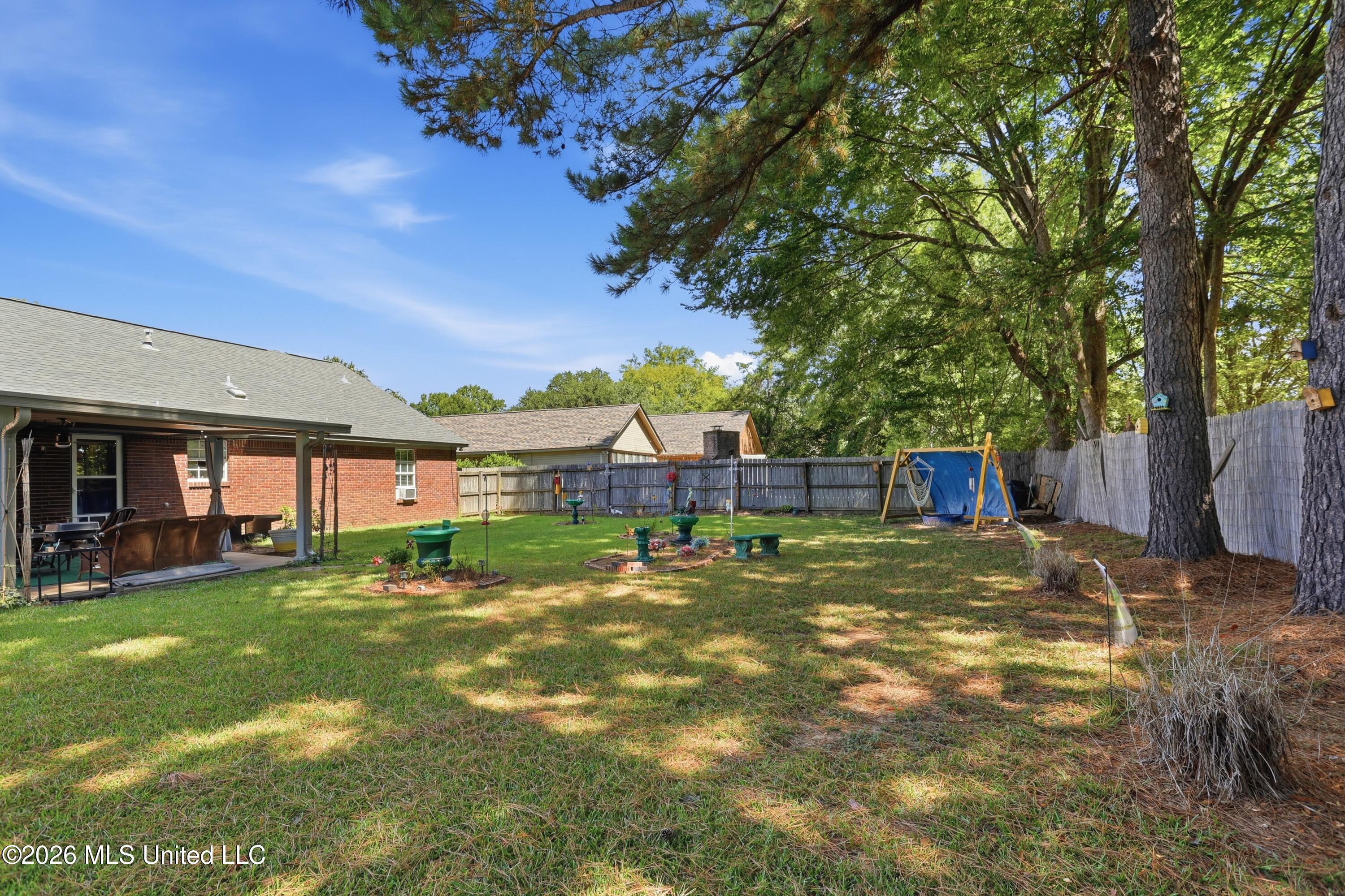 305 Mockingbird Lane