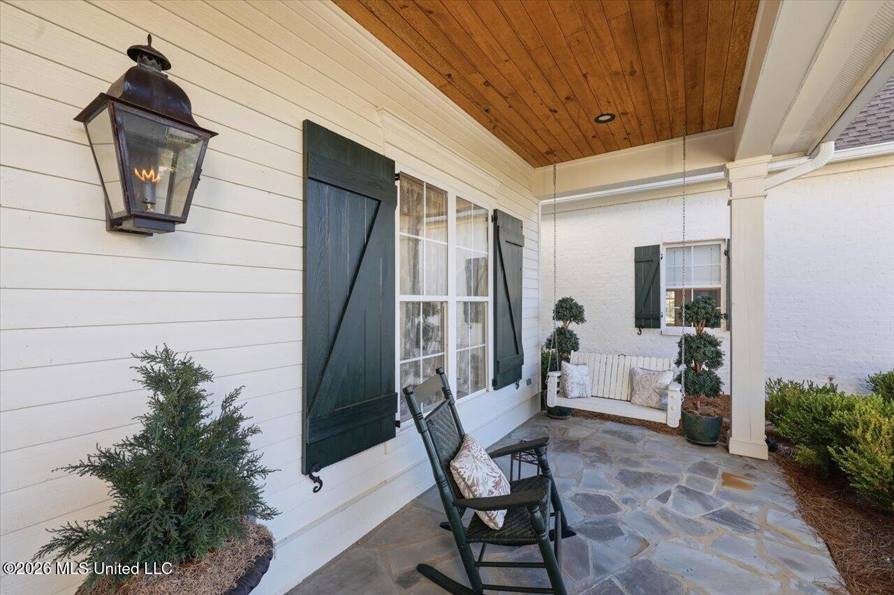 104 Lake Cove