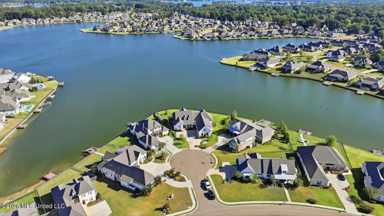 104 Lake Cove