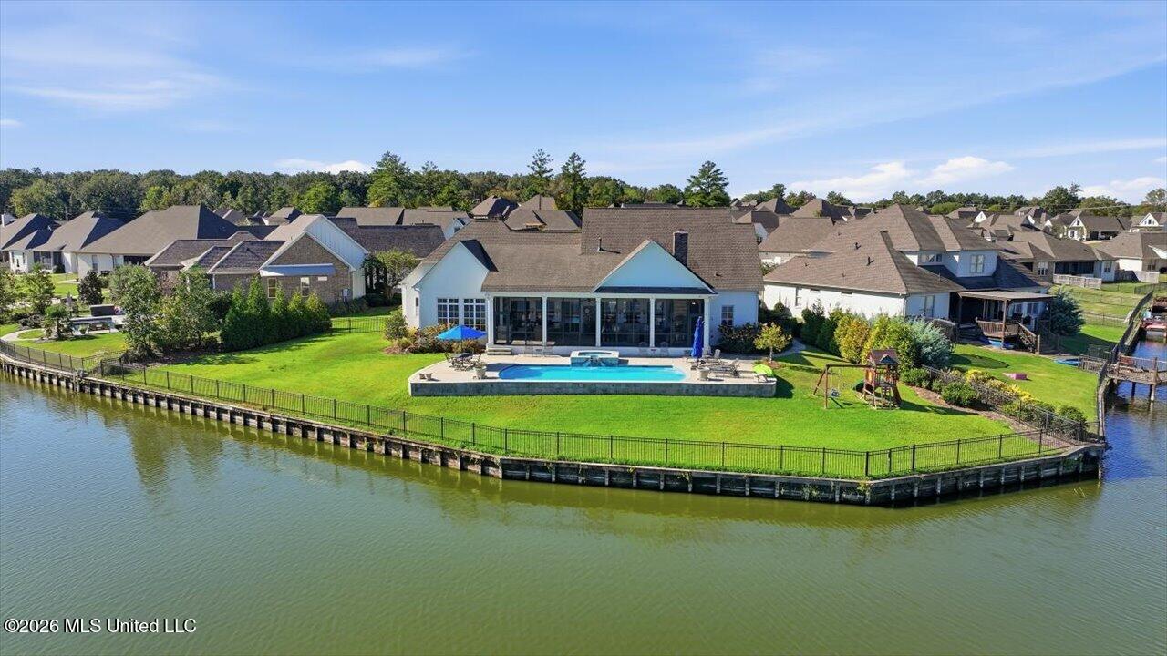 104 Lake Cove