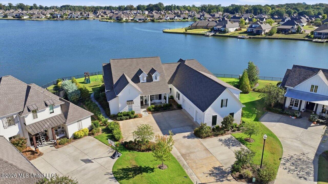 104 Lake Cove