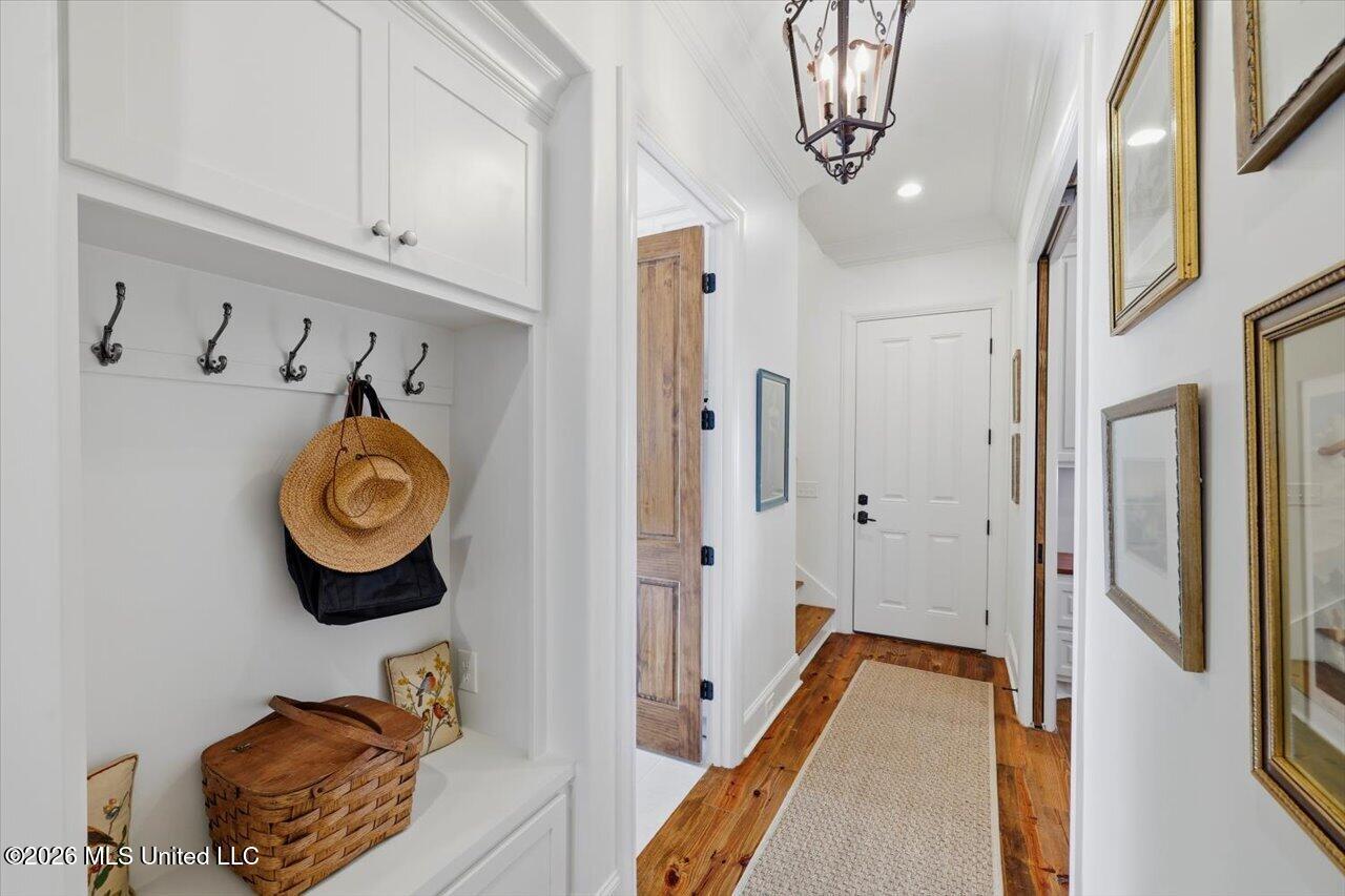 104 Lake Cove