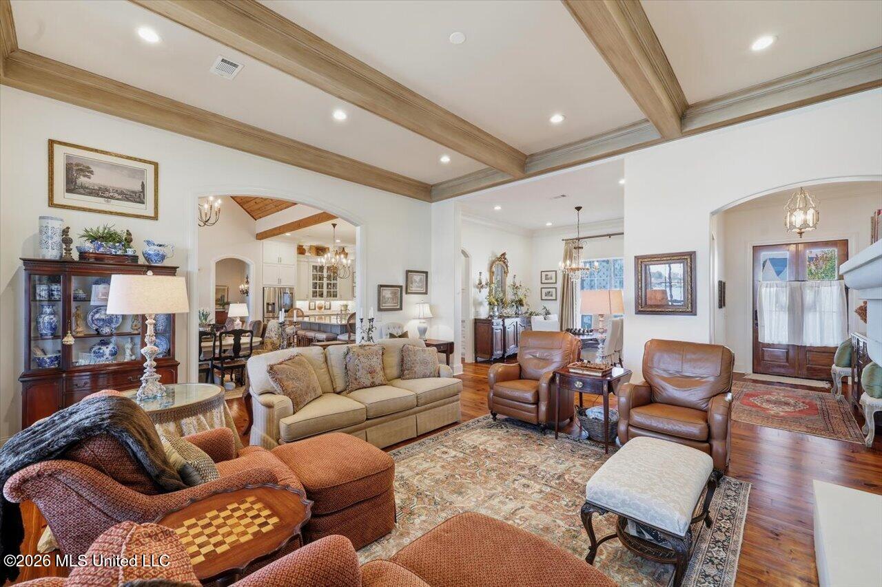 104 Lake Cove