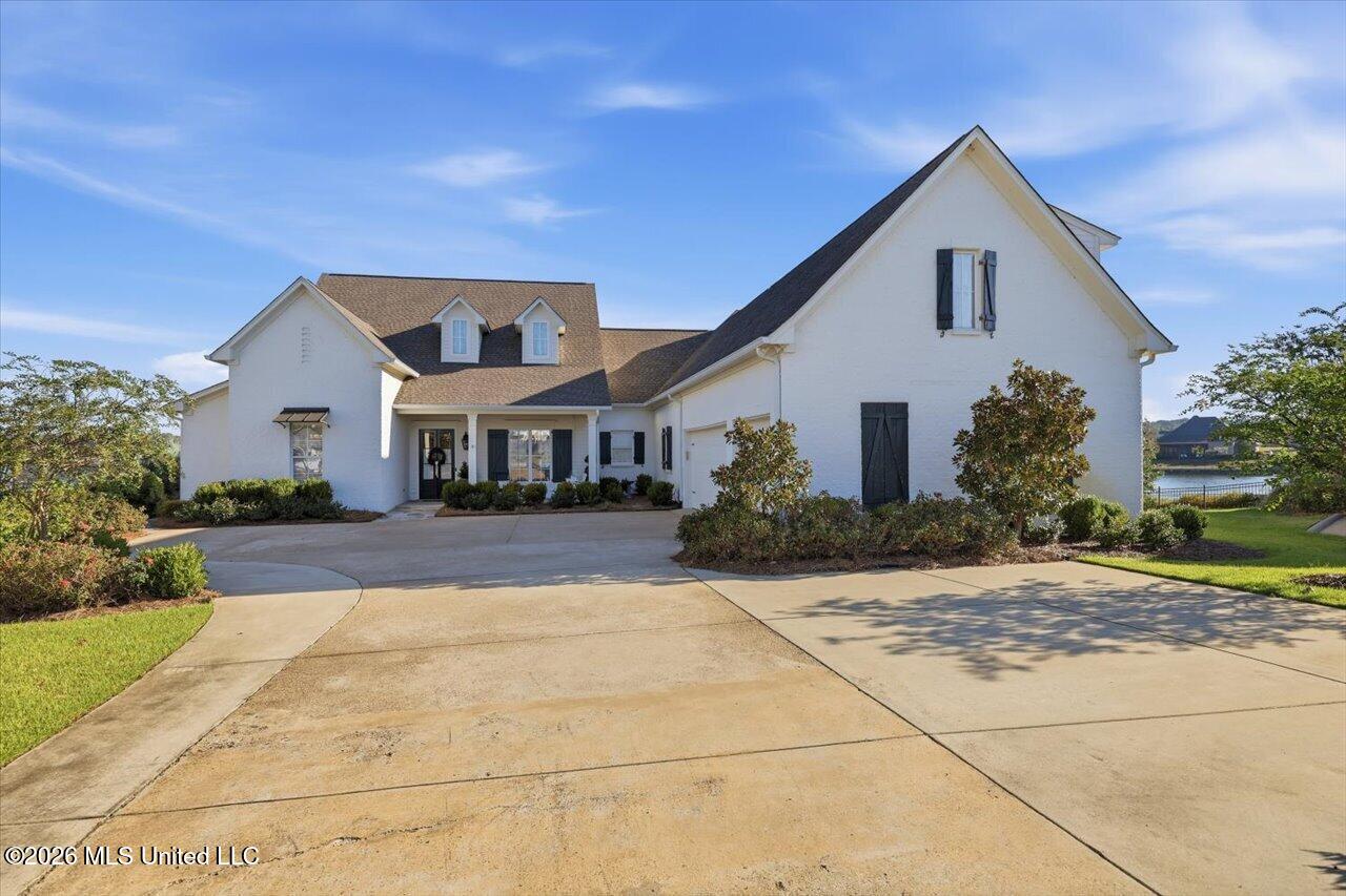 104 Lake Cove