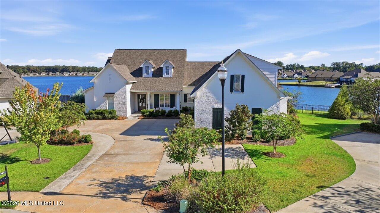 104 Lake Cove