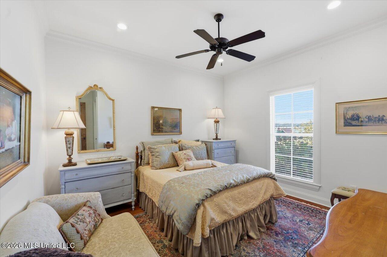 104 Lake Cove