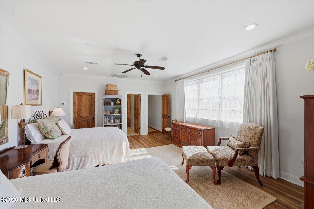 104 Lake Cove
