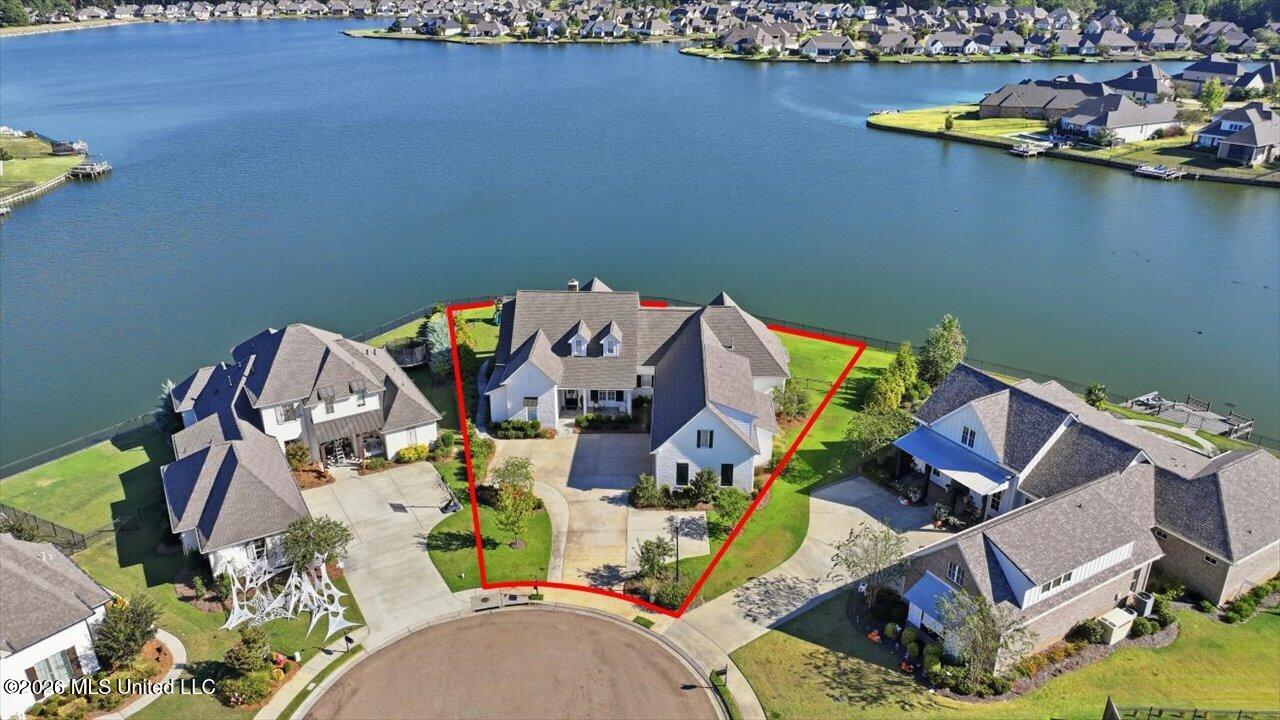 104 Lake Cove