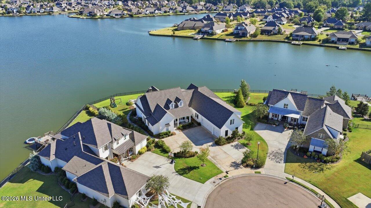 104 Lake Cove