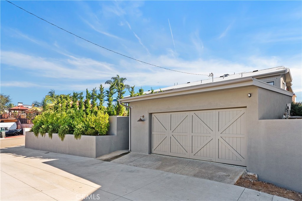337 Holmwood Drive