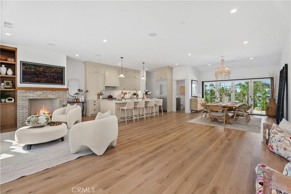 337 Holmwood Drive