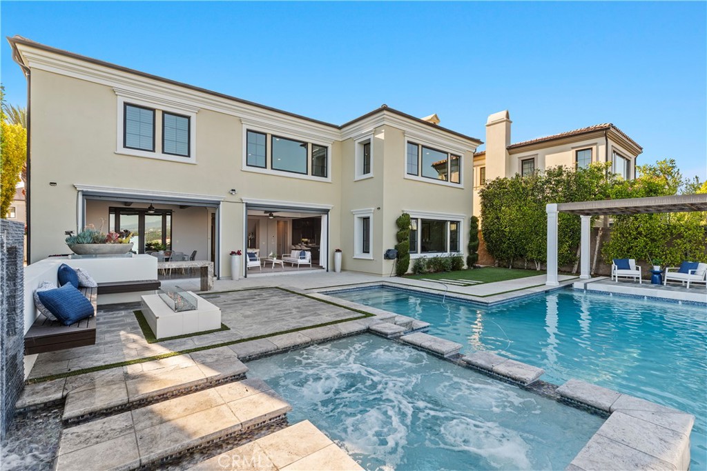 104 Scenic Crest