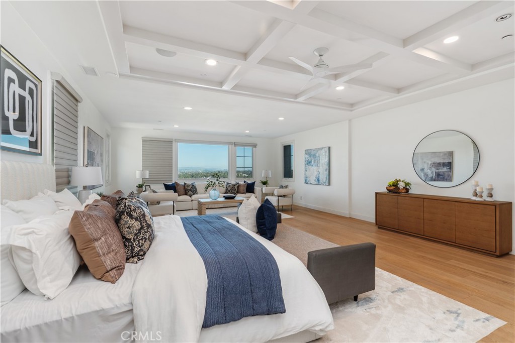 104 Scenic Crest