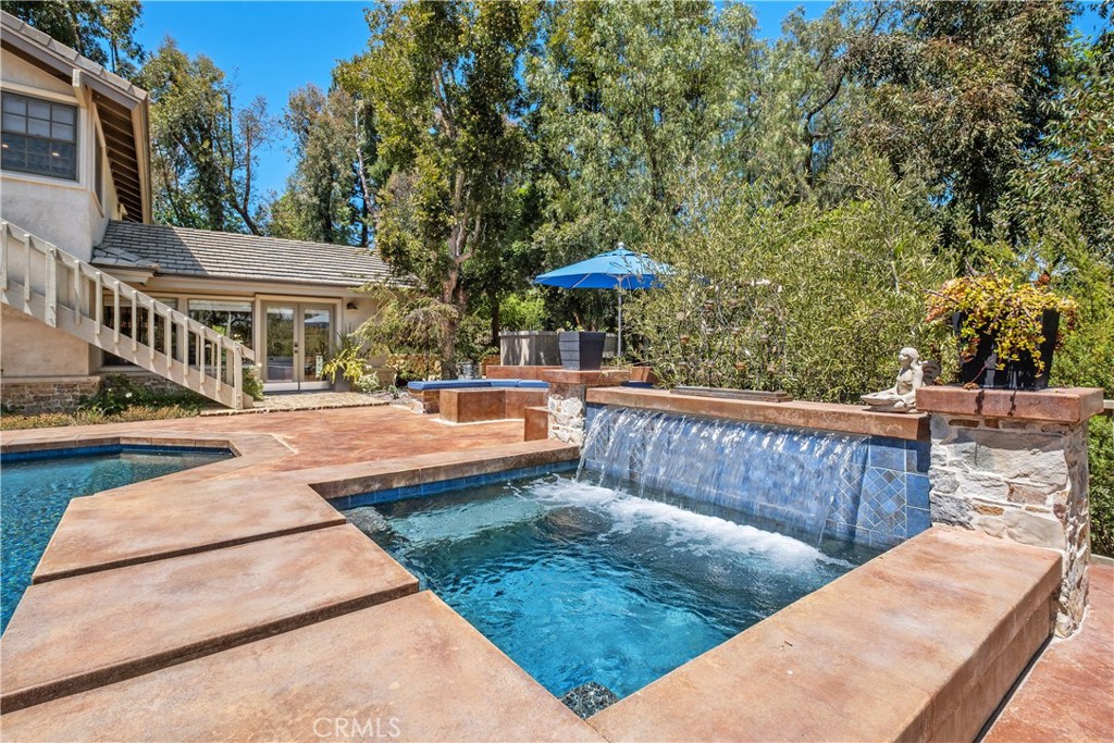 7626 E Saddlehill Trail