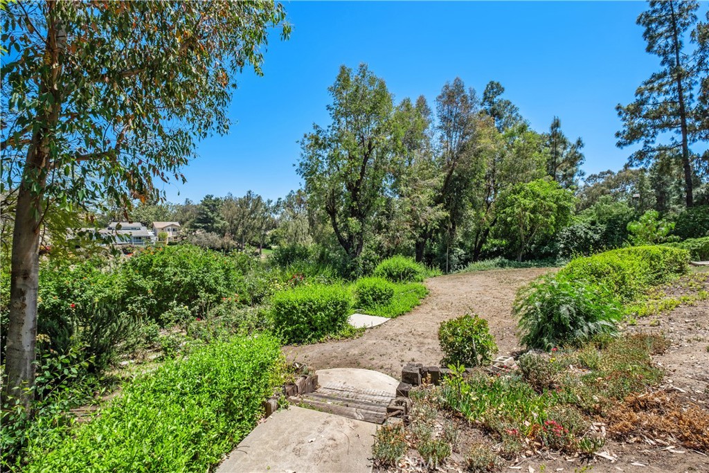 7626 E Saddlehill Trail