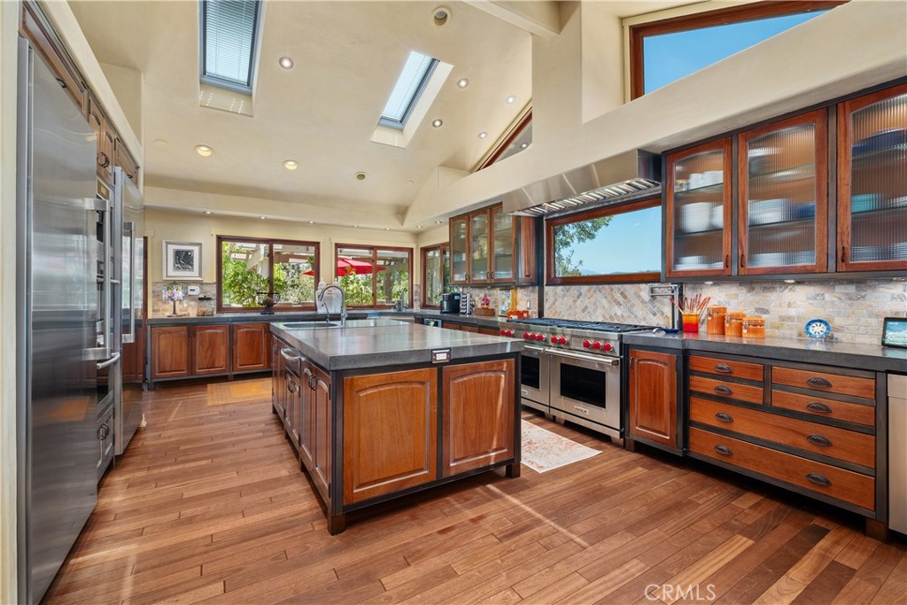 7626 E Saddlehill Trail