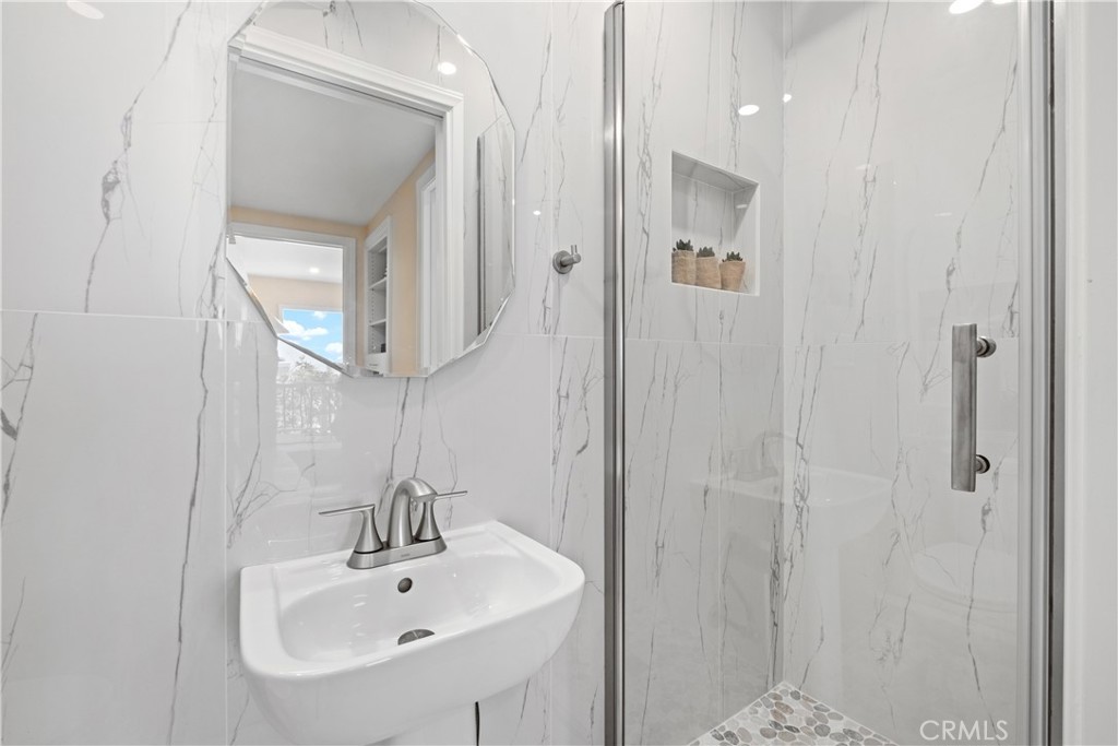 2961 Rounsevel