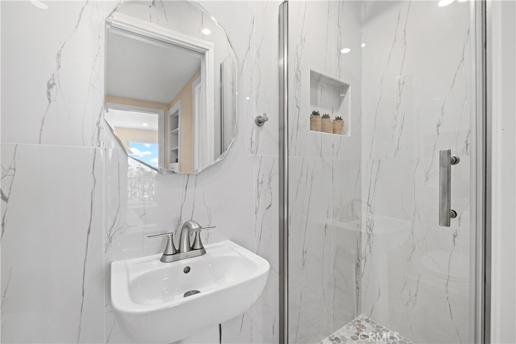 2961 Rounsevel