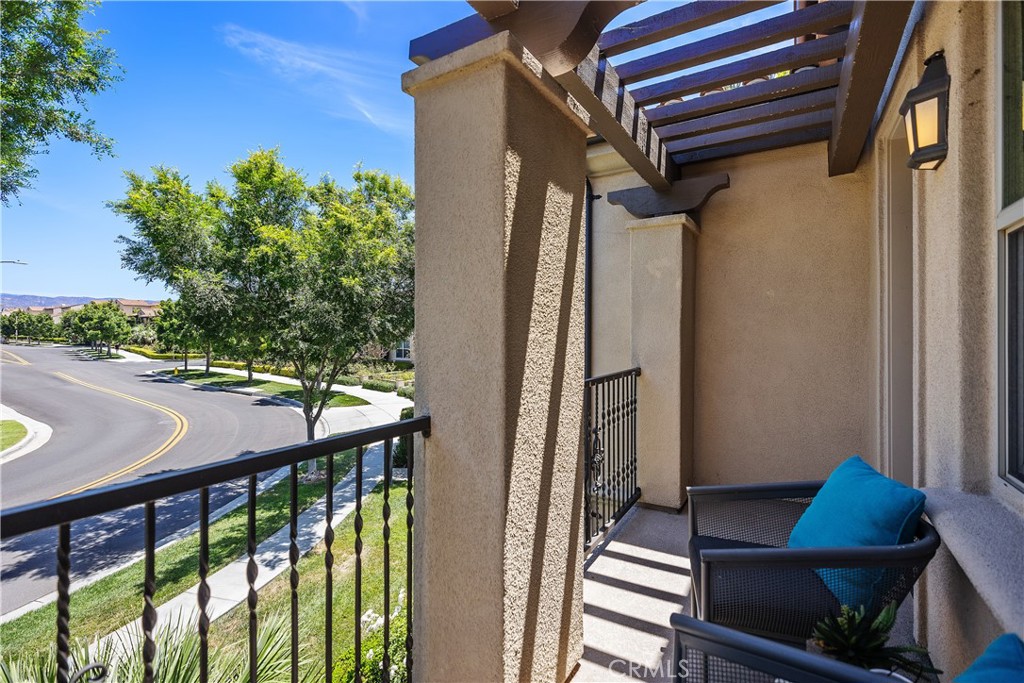 244 Rose Arch