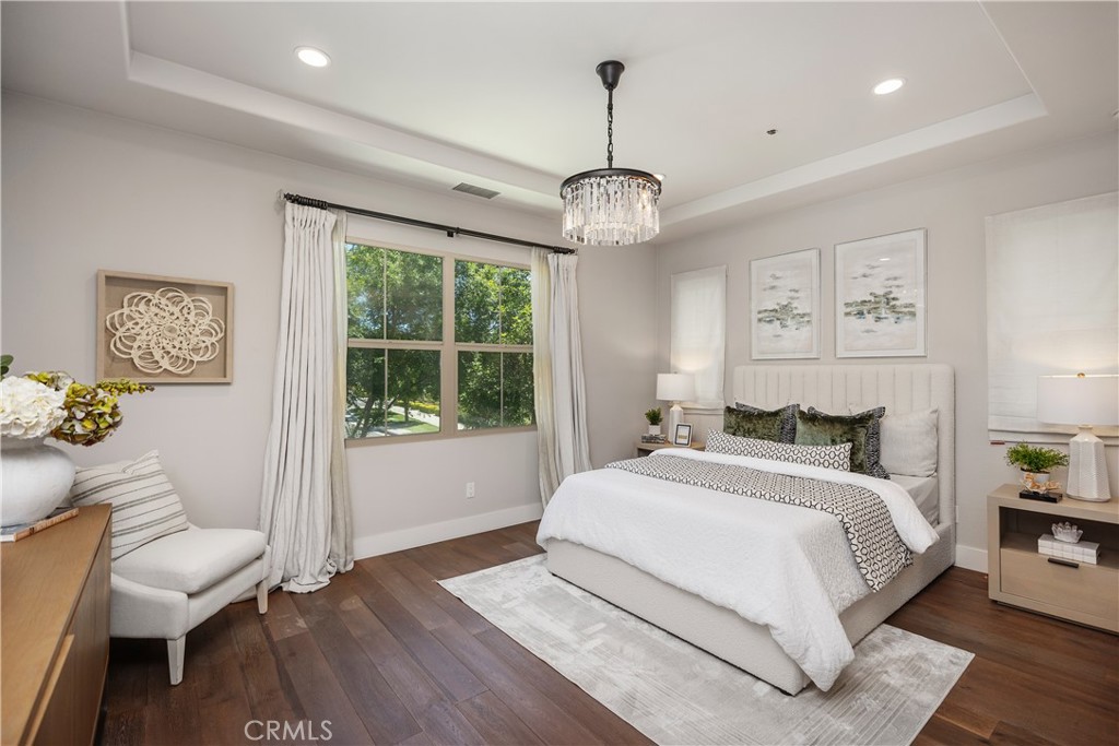 244 Rose Arch