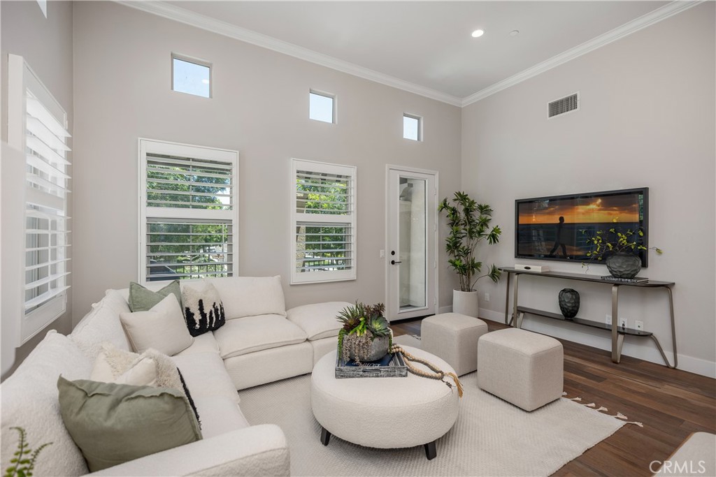 244 Rose Arch