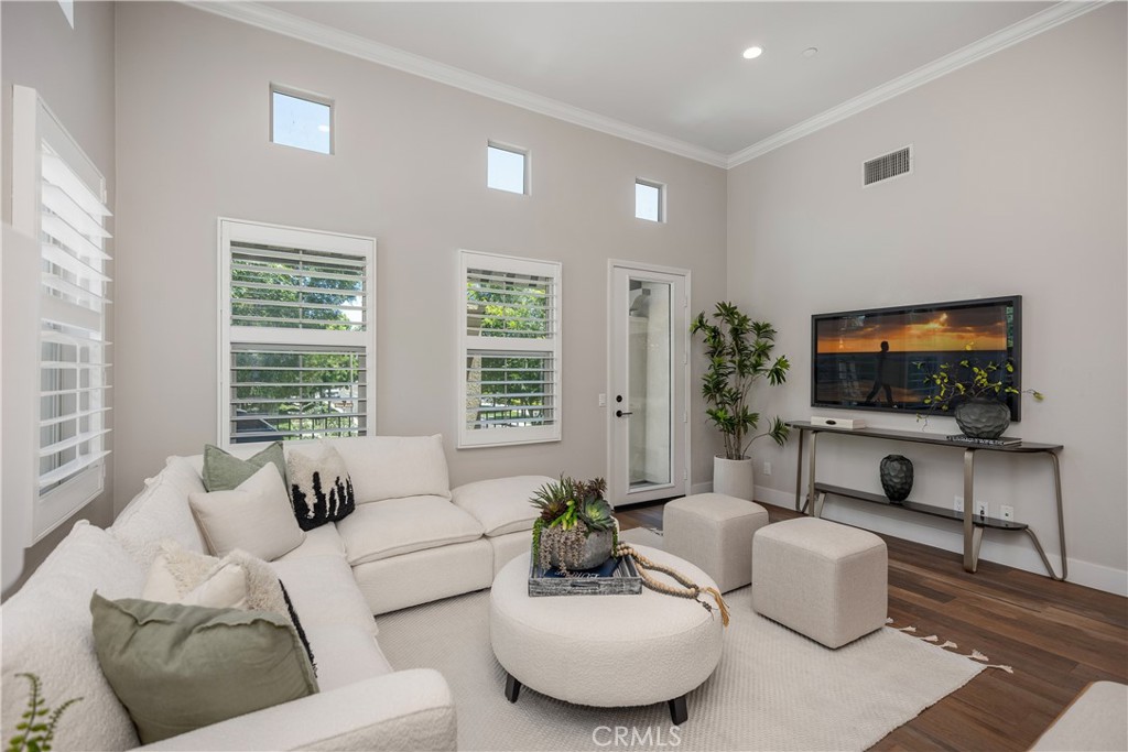244 Rose Arch