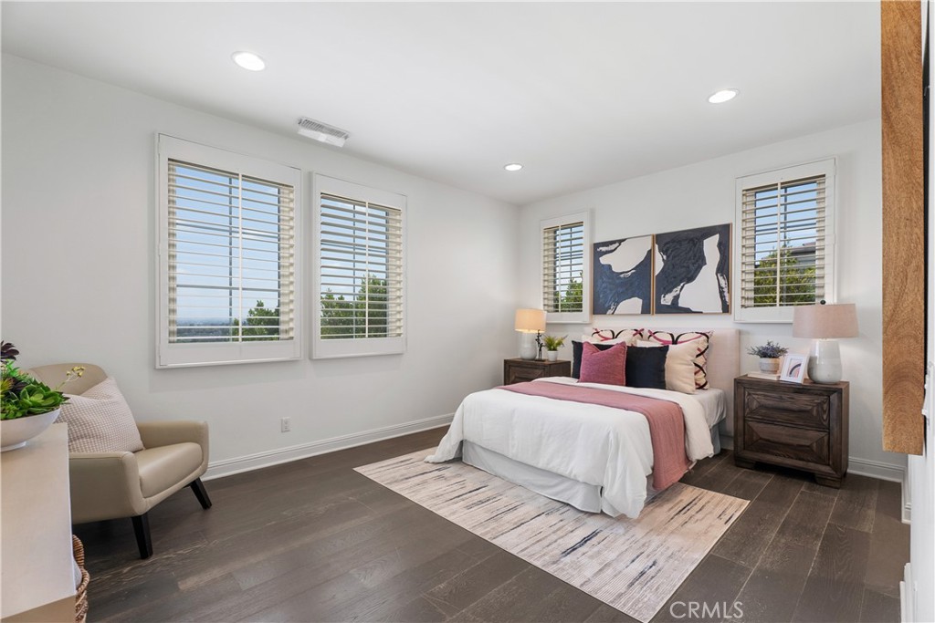 104 Scenic Crest