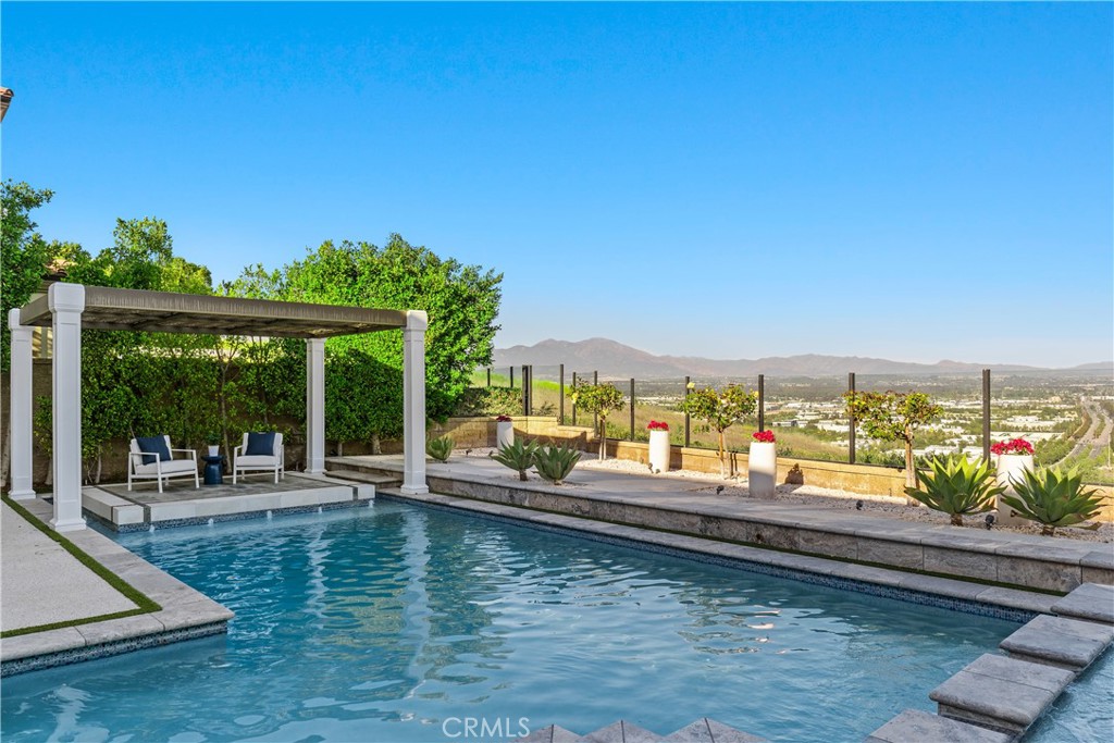 104 Scenic Crest