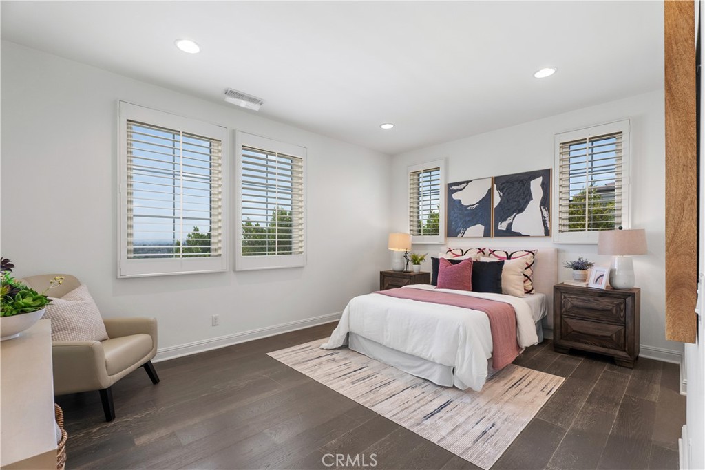 104 Scenic Crest
