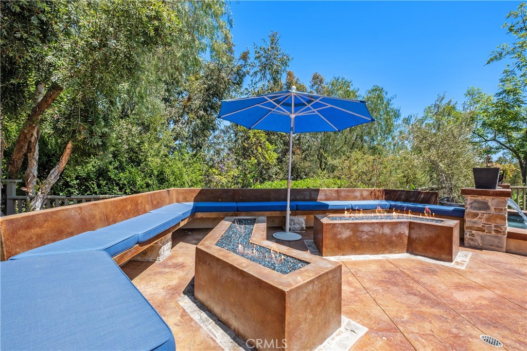 7626 E Saddlehill Trail
