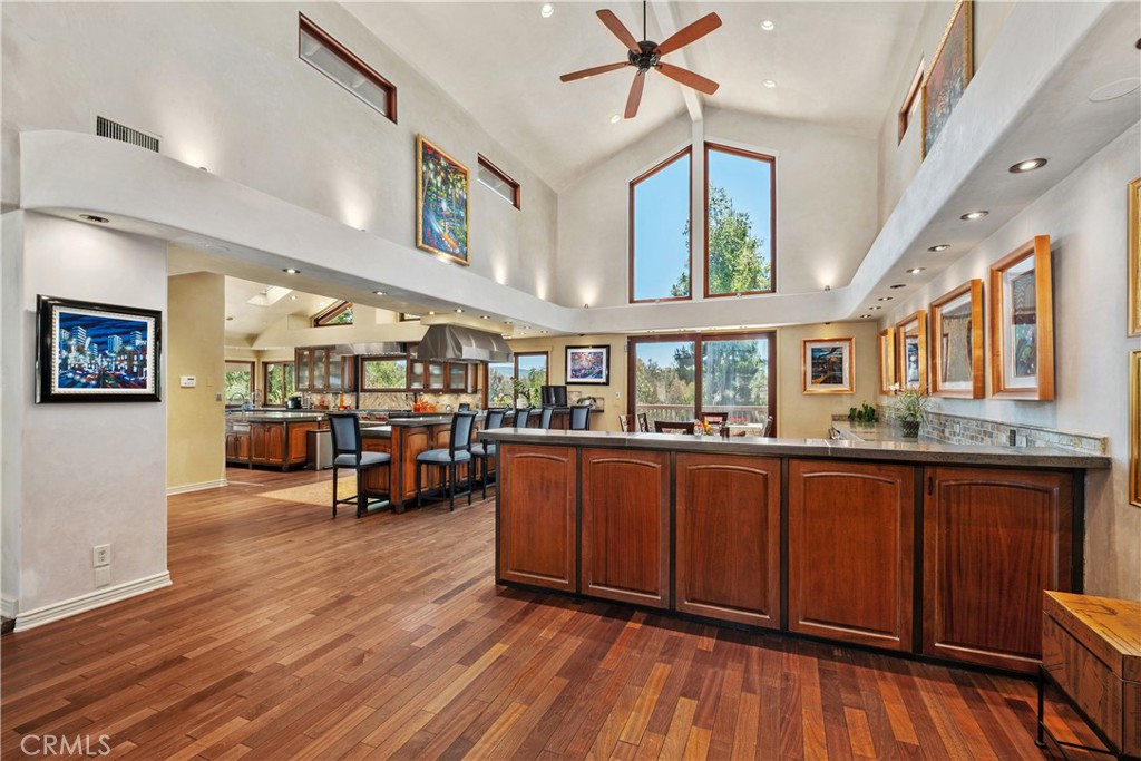 7626 E Saddlehill Trail