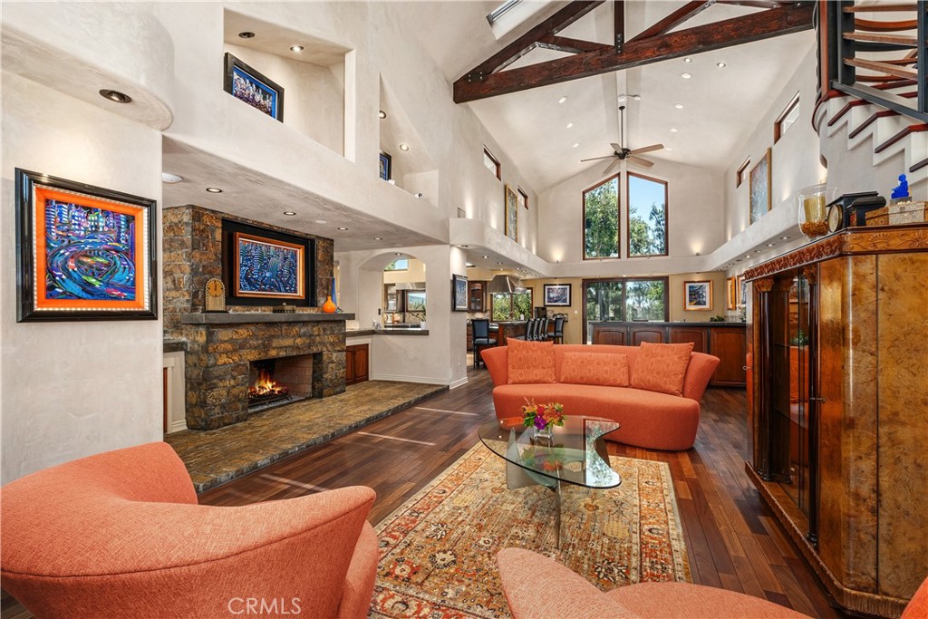 7626 E Saddlehill Trail