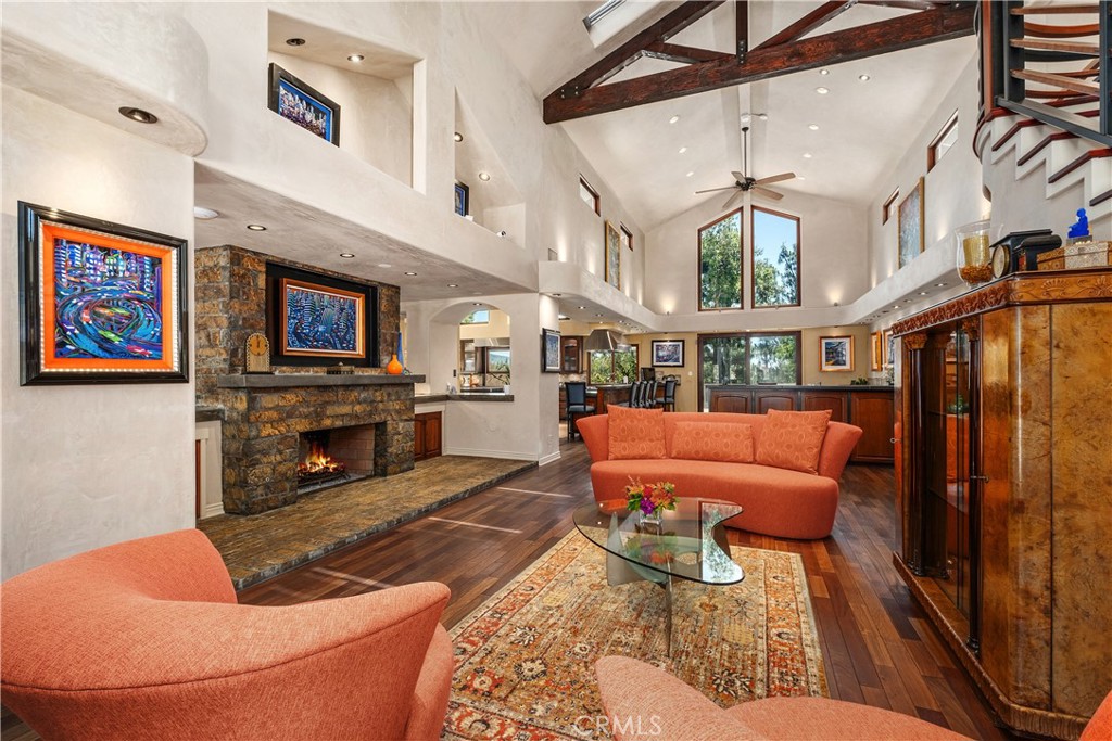 7626 E Saddlehill Trail
