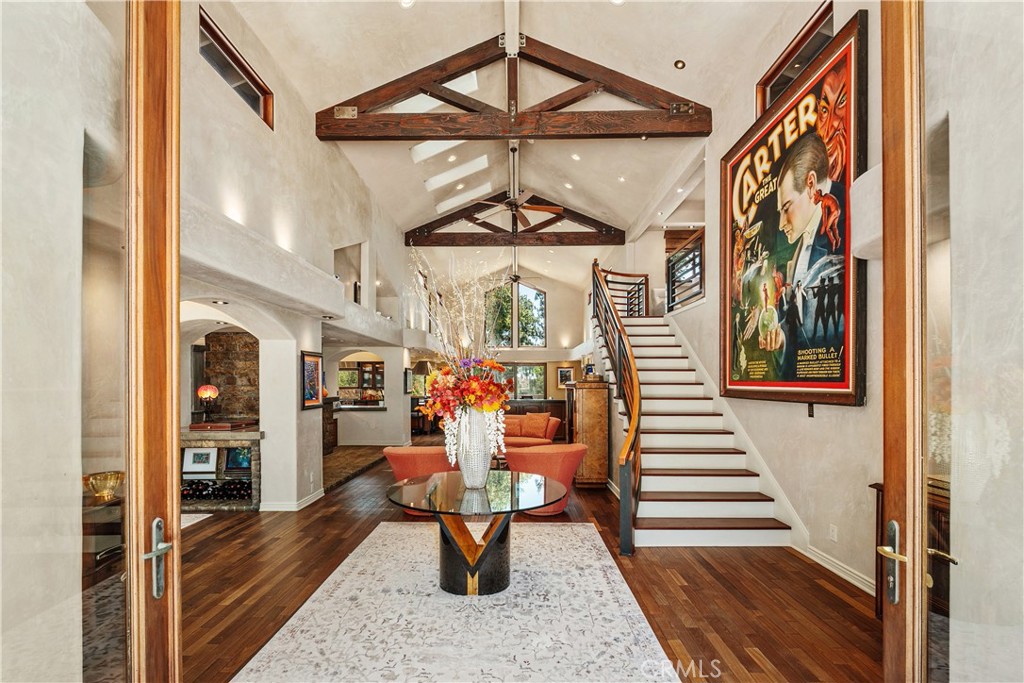 7626 E Saddlehill Trail