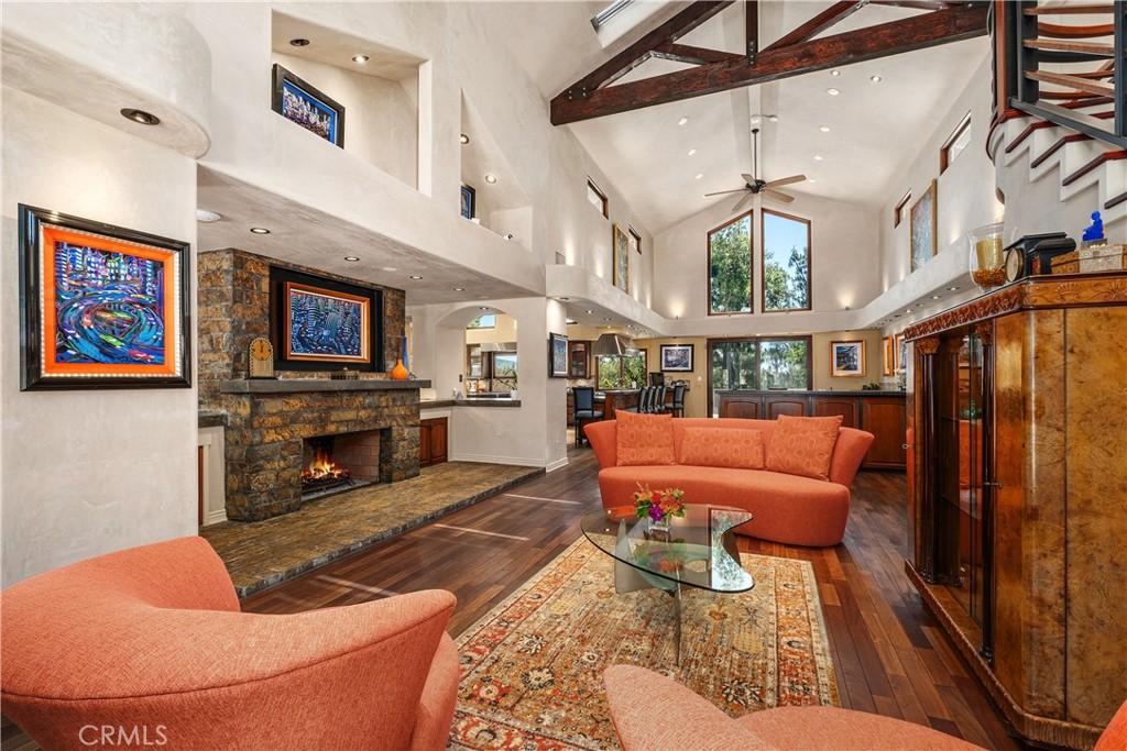 7626 E Saddlehill Trail