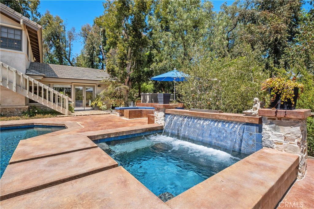 7626 E Saddlehill Trail