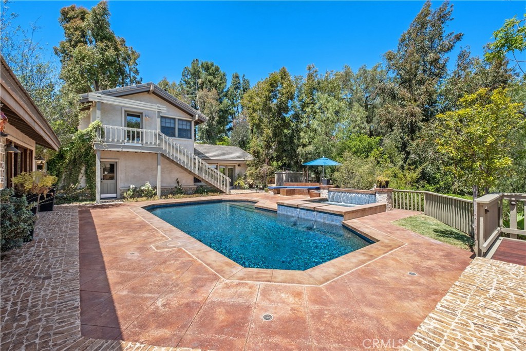 7626 E Saddlehill Trail