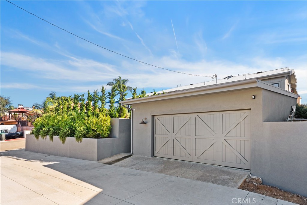 337 Holmwood Drive