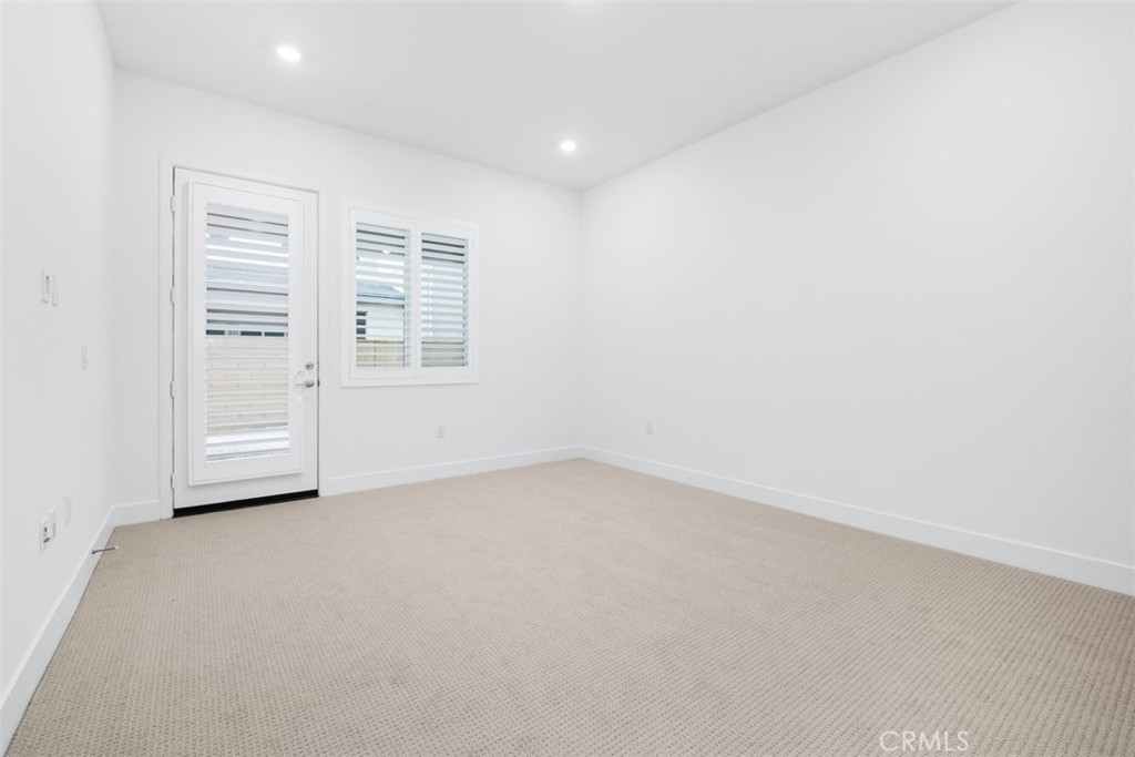 532 Neilson