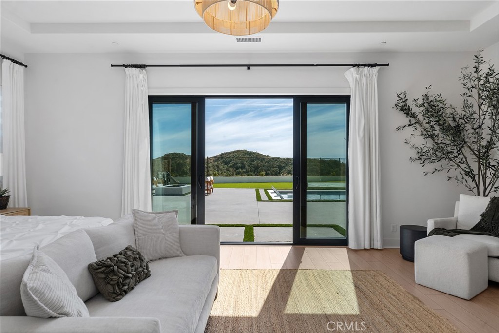 18411 Boulder Bluff