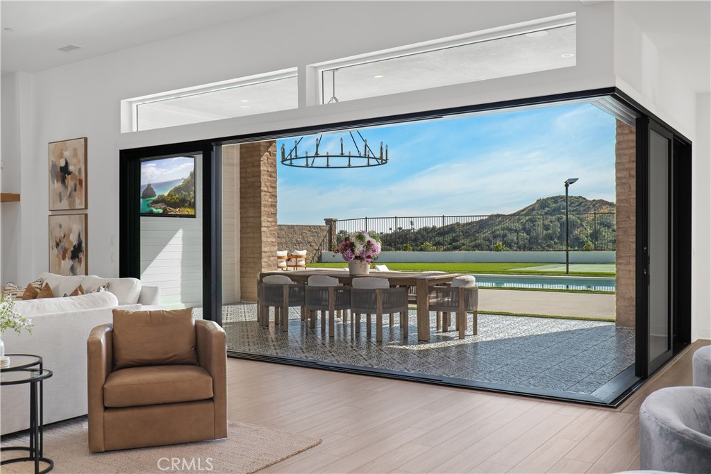 18411 Boulder Bluff