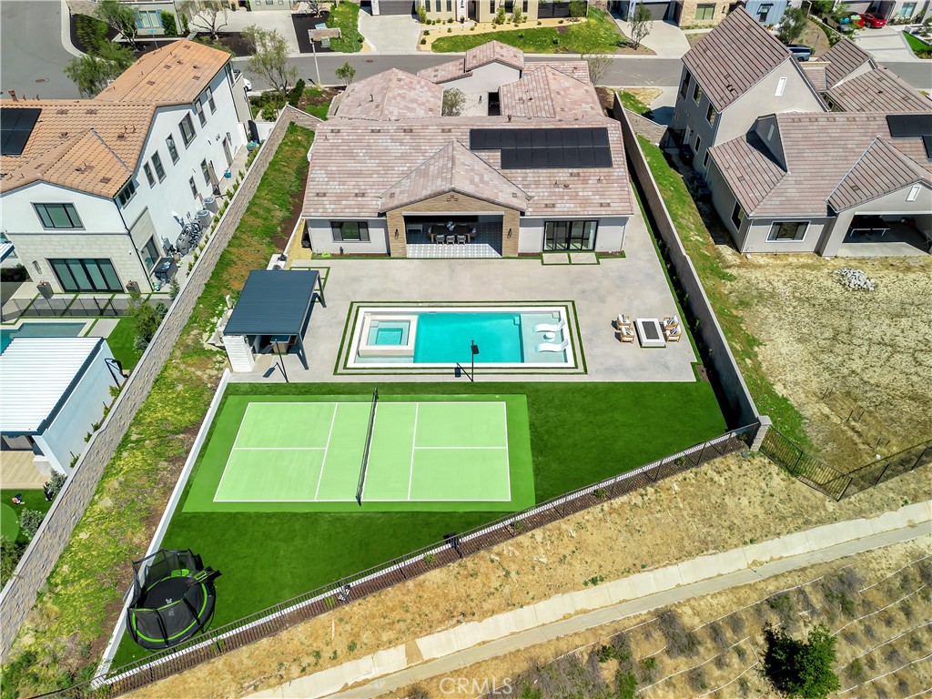 18411 Boulder Bluff