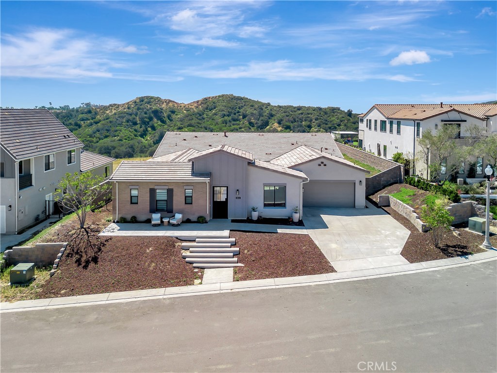 18411 Boulder Bluff