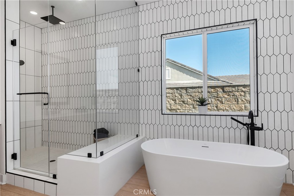 18411 Boulder Bluff