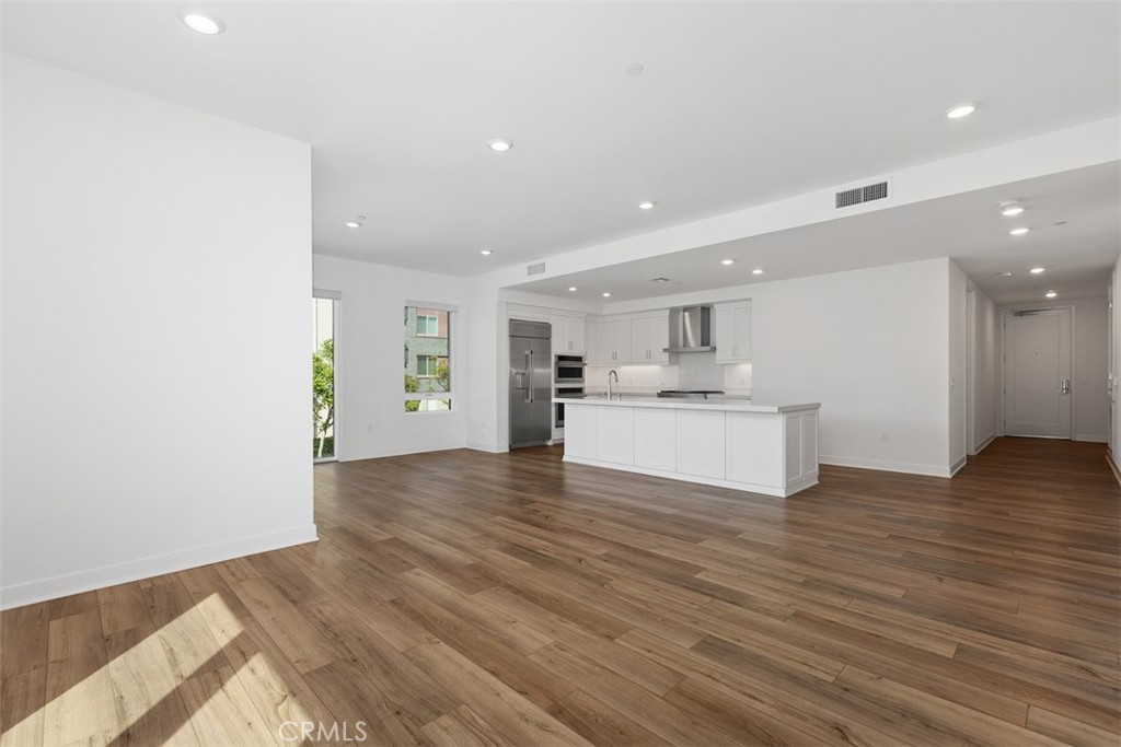 4200 Rivington